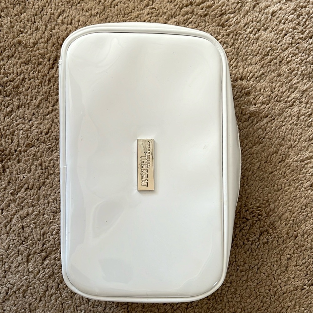 Burberry The Beat fragrance bag